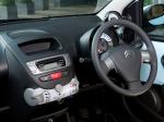 Citroen C1 5-Door 2012 года (UK)